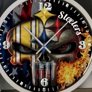 Pittsburgh Steelers skull clock 12" with led lights